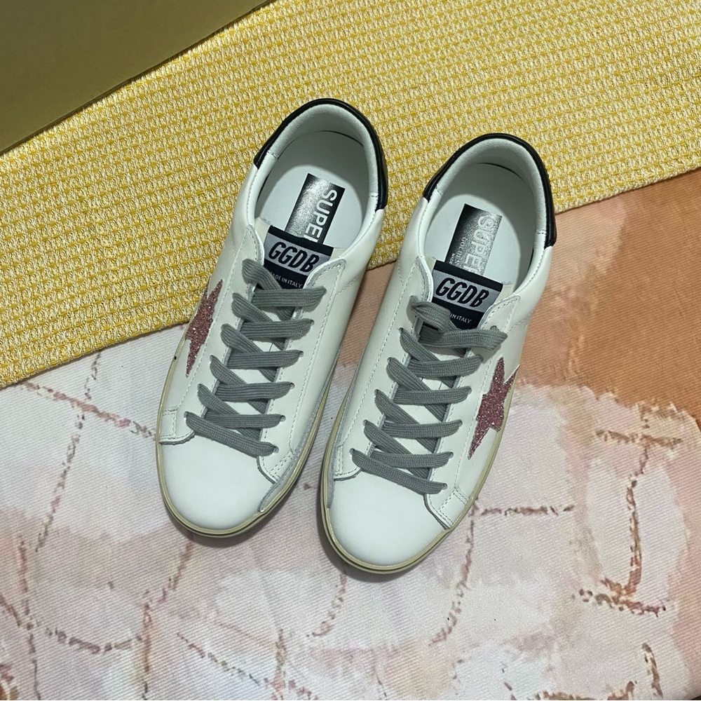 Golden Goose Style White Sneakers with Pink Glitter Star - Picture 4 of 6